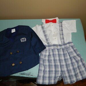 Vintage Boys 3 pc Short Shirt Captain Suit with Bowtie Size 12 M (EE-19)